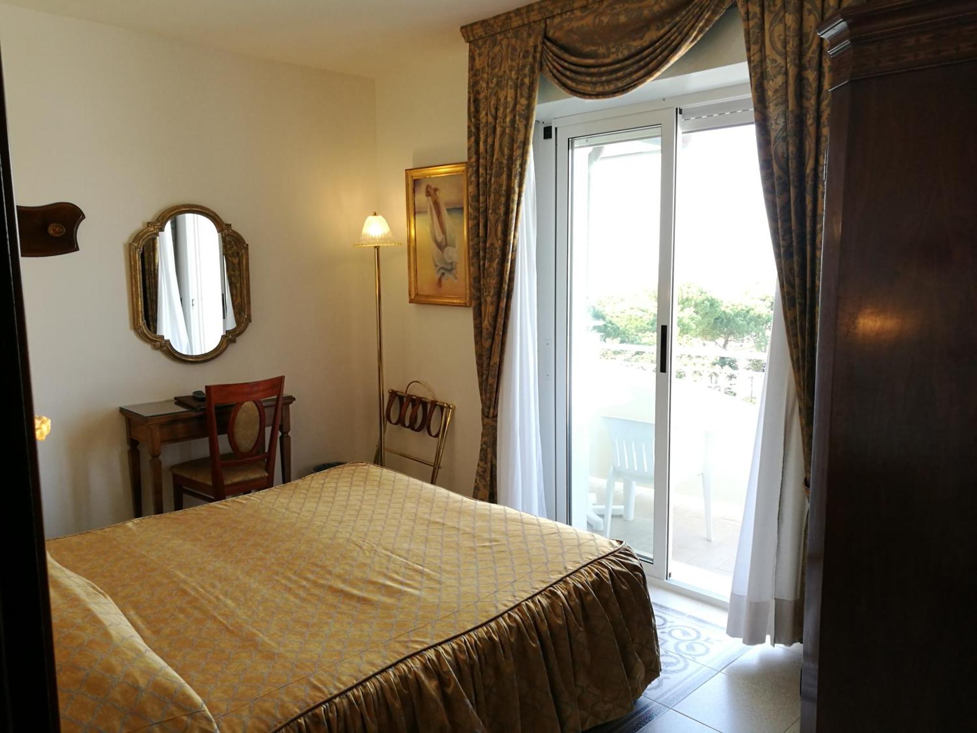 Hotel Miramare Lignano Sabbiadoro Exteriör bild