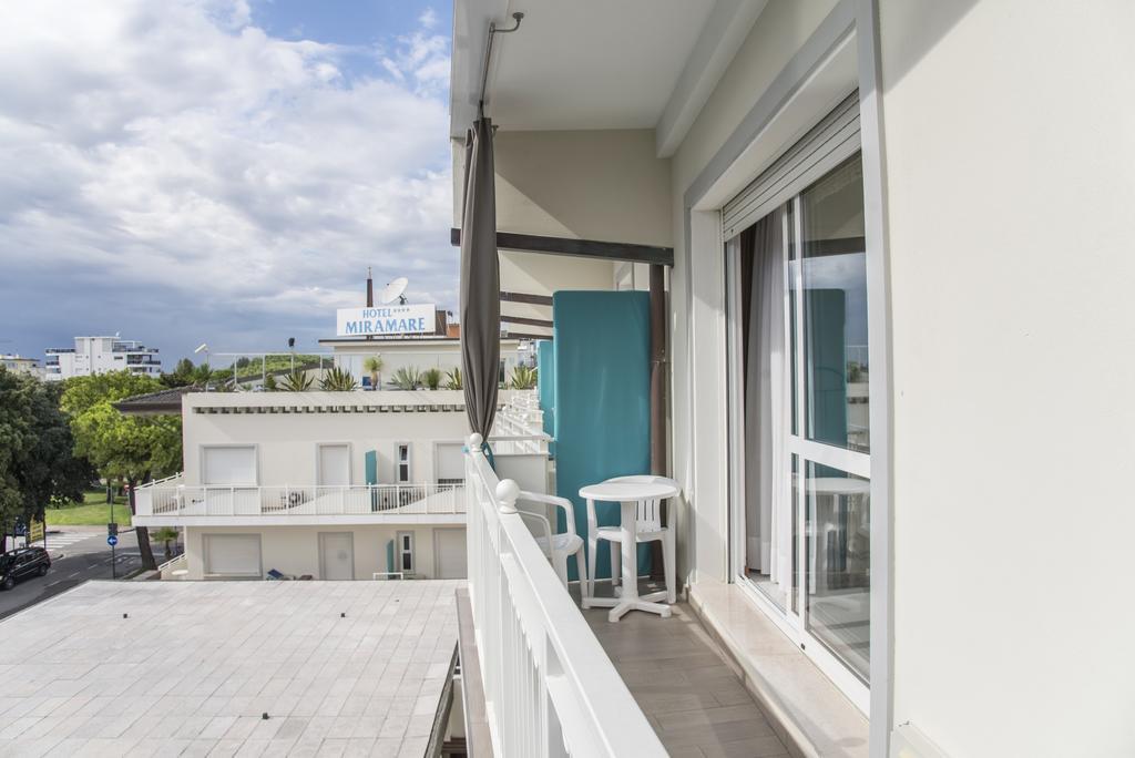 Hotel Miramare Lignano Sabbiadoro Exteriör bild