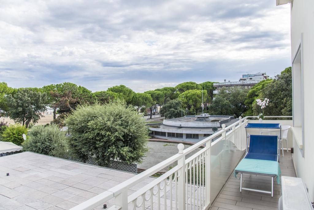 Hotel Miramare Lignano Sabbiadoro Exteriör bild