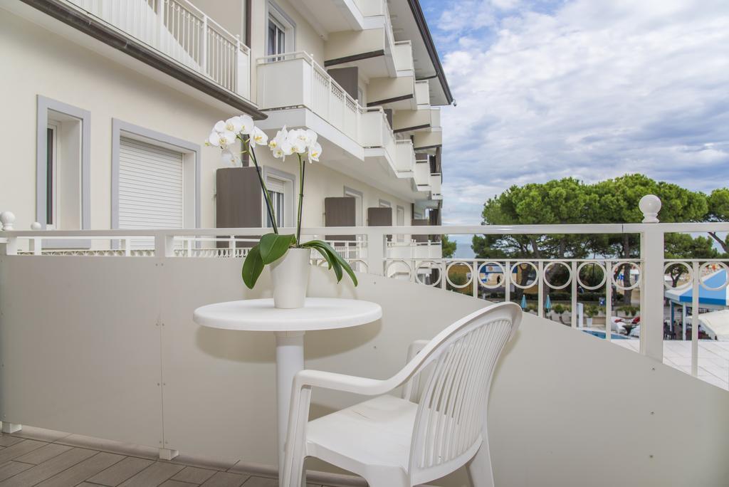 Hotel Miramare Lignano Sabbiadoro Exteriör bild