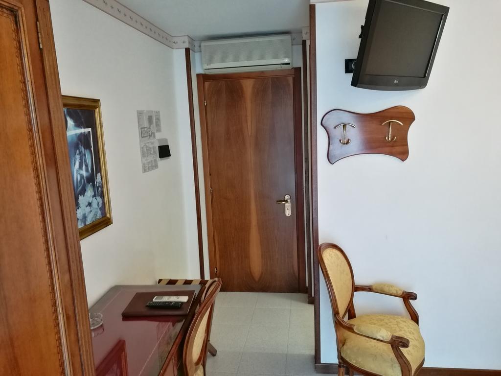 Hotel Miramare Lignano Sabbiadoro Exteriör bild